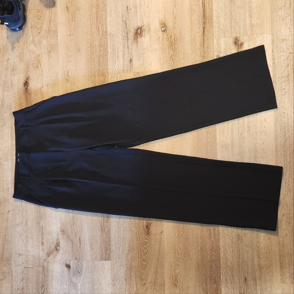 Black high rise slacks, Size Medium